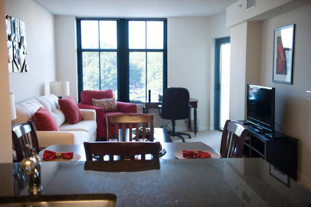 Crystal Quarters Furnished Apartments At The Gramercy Arlington Kültér fotó