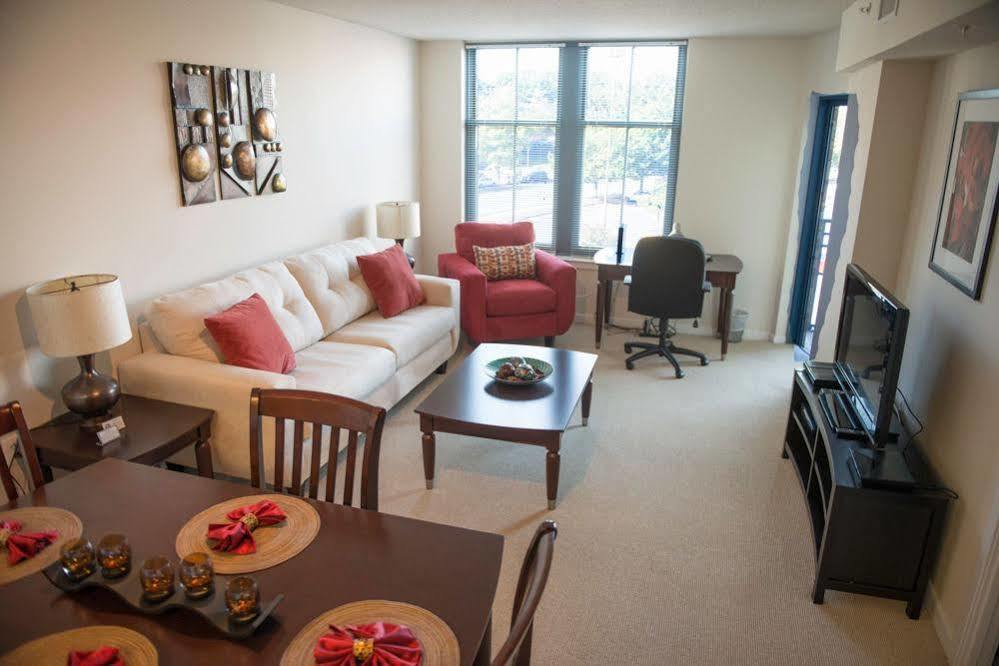 Crystal Quarters Furnished Apartments At The Gramercy Arlington Kültér fotó