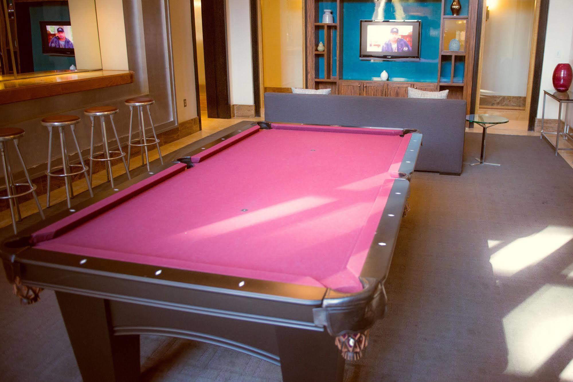 Crystal Quarters Furnished Apartments At The Gramercy Arlington Kültér fotó